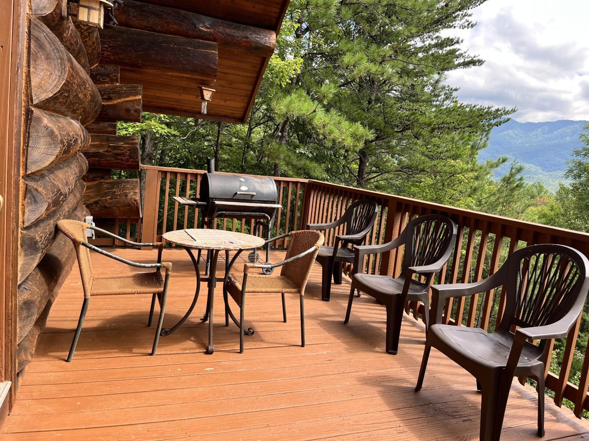 Infinite Views - Secluded With Mountain Views Cabin Gatlinburg Exterior foto