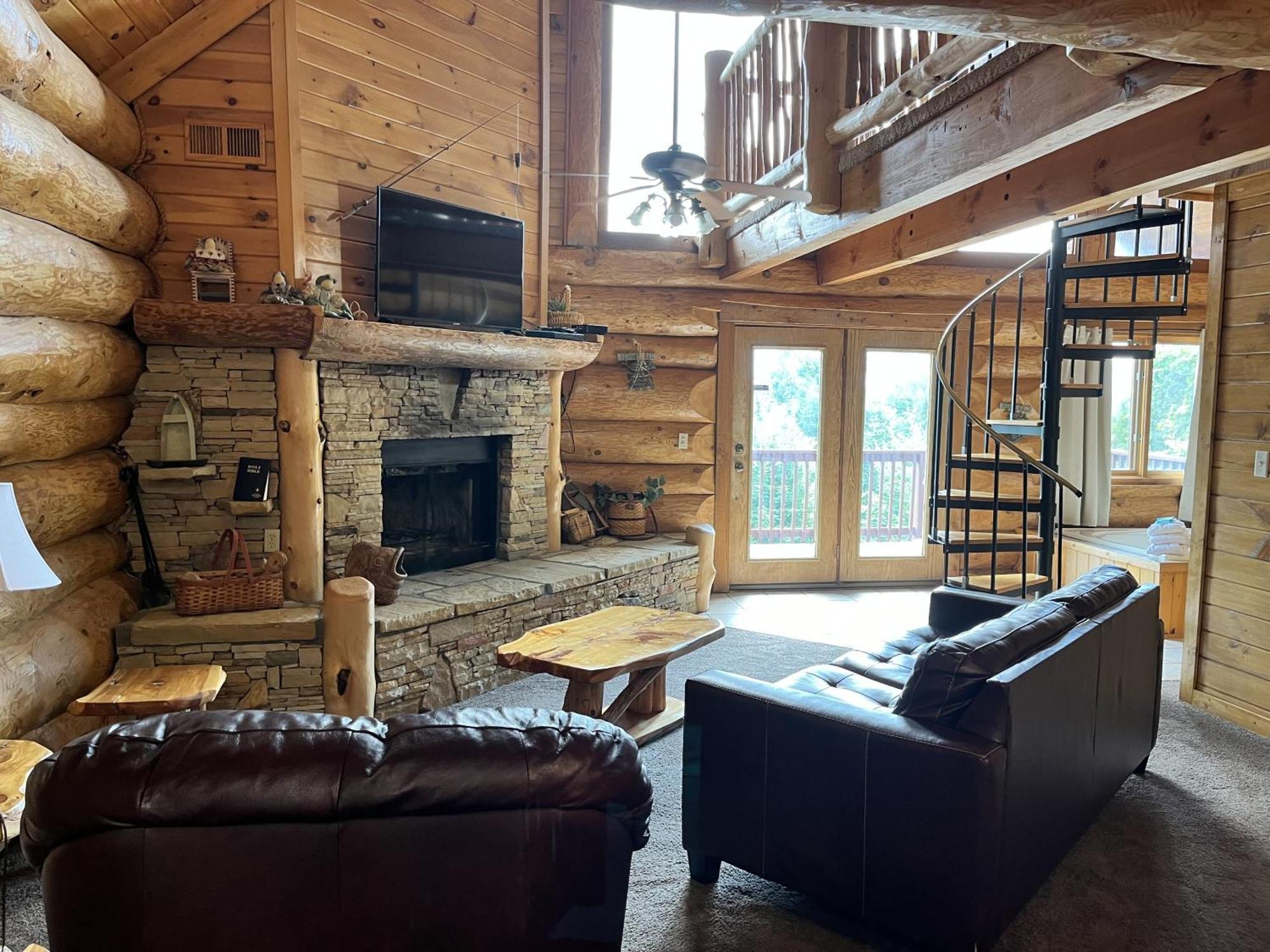 Infinite Views - Secluded With Mountain Views Cabin Gatlinburg Exterior foto